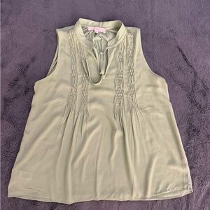 Green tank top blouse